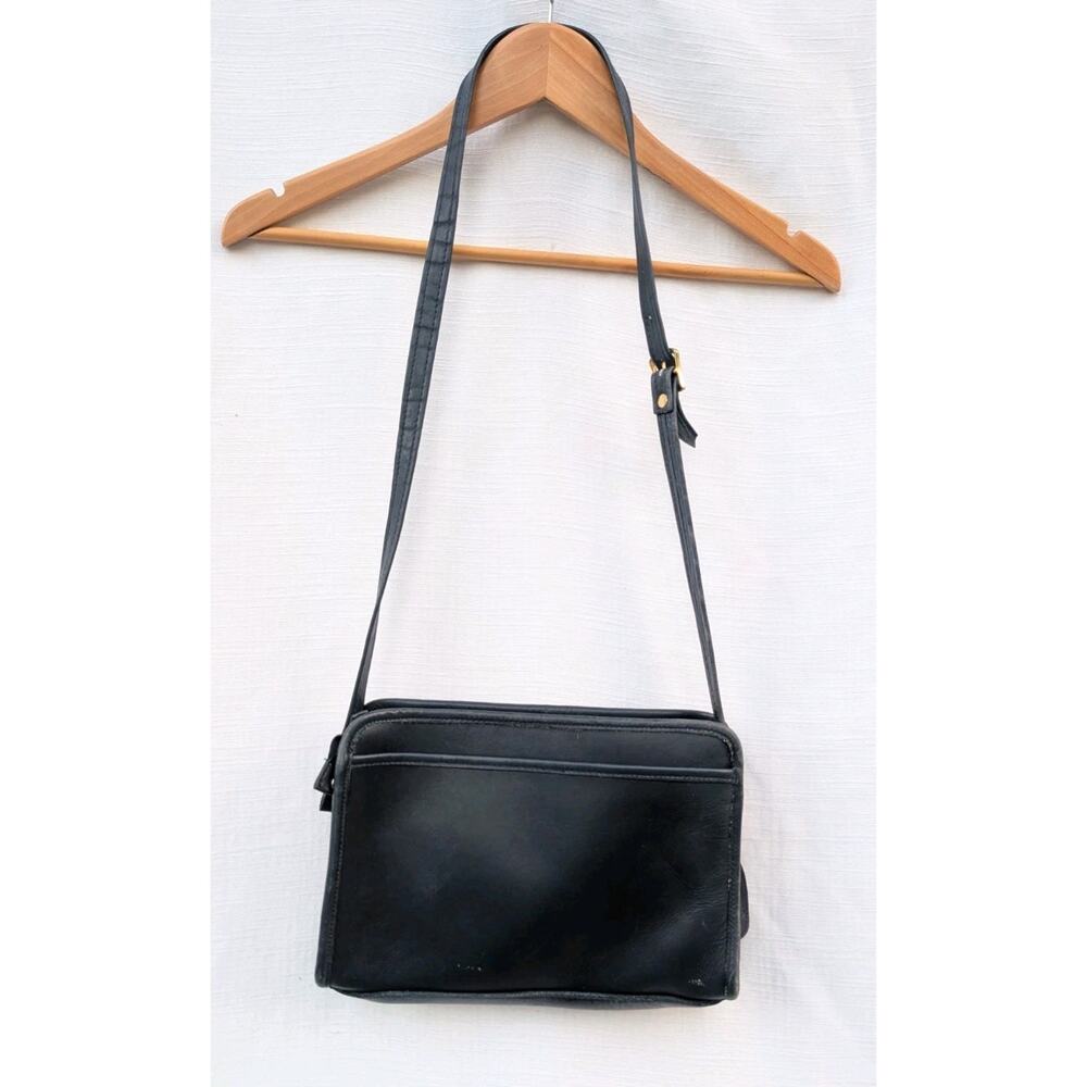 Vintage Wilson's Leather Navy Crossbody Shoulder Purse‎ Bag Small Minimalist